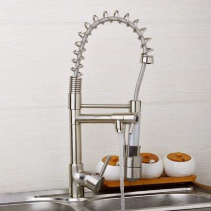 KITCHEN MIXER WITH SWIVEL SPOUT