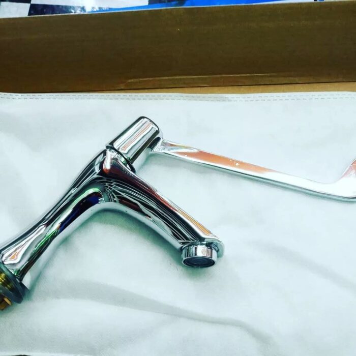 ELBOW ACTION PILLAR TAP