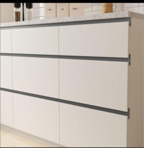 J-golla pull handle