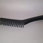 4 rowed wire brush