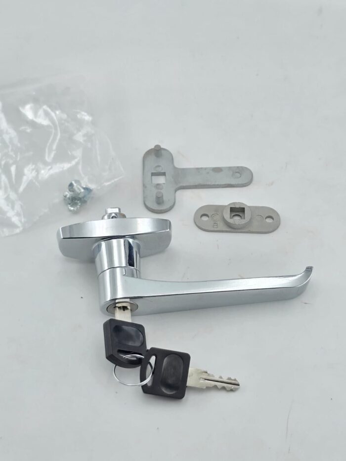 L- shaped cam lock with handle