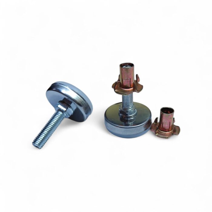 Adjustable foot levelling