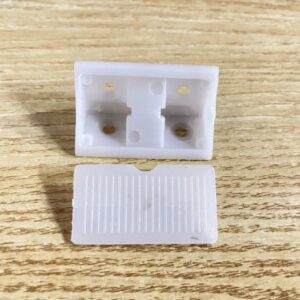 90 degree plastic corner brace