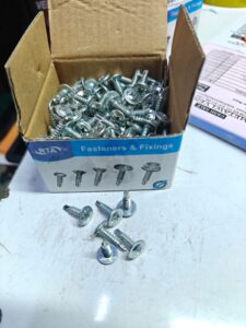 8 by 1/2 truss head screws
