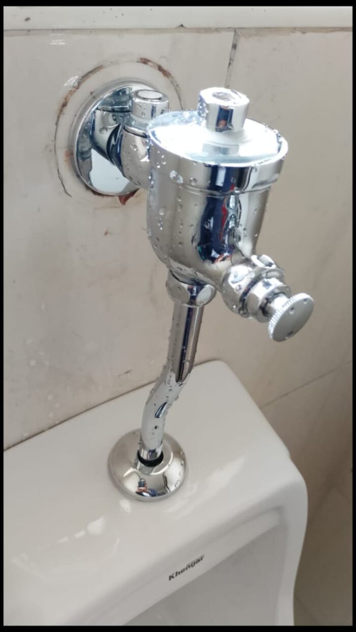 Urinal flash valve Urinal flash valve