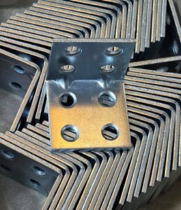 30 by 30 by 30 Angle bracket