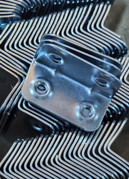 38 by 20 by 20 Angle bracket