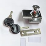 Double glass door lock