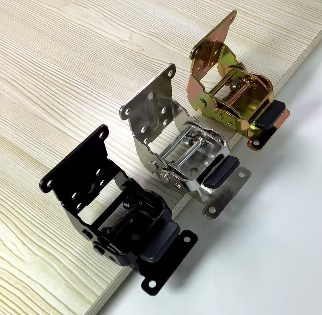 90° FOLDABLE FURNITURE HINGE 90° FOLDABLE FURNITURE HINGE