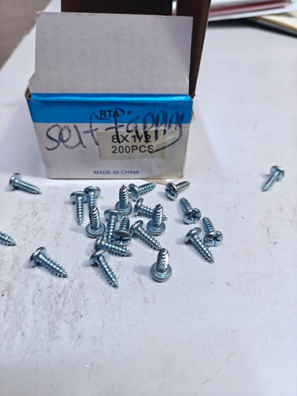 Self tapping screw - 1/2 inch Self tapping screw - 1/2 inch