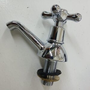 Half turn pillar sink tap